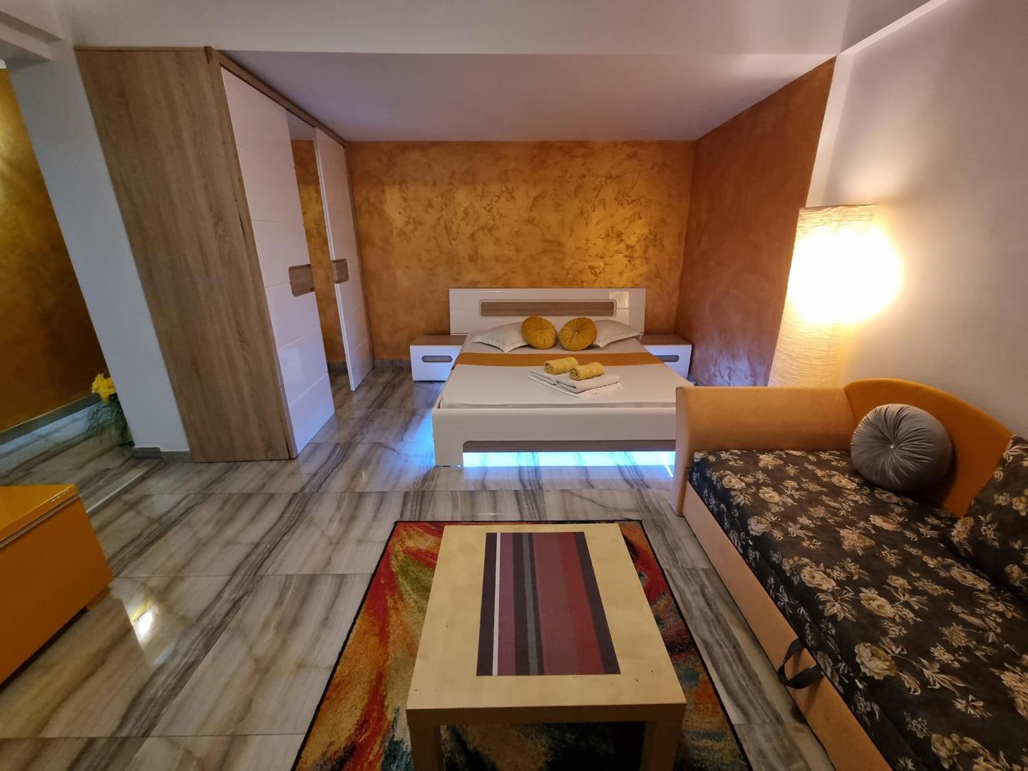 Golden Studio- Panoramic View With Terrace Bükreş Dış mekan fotoğraf