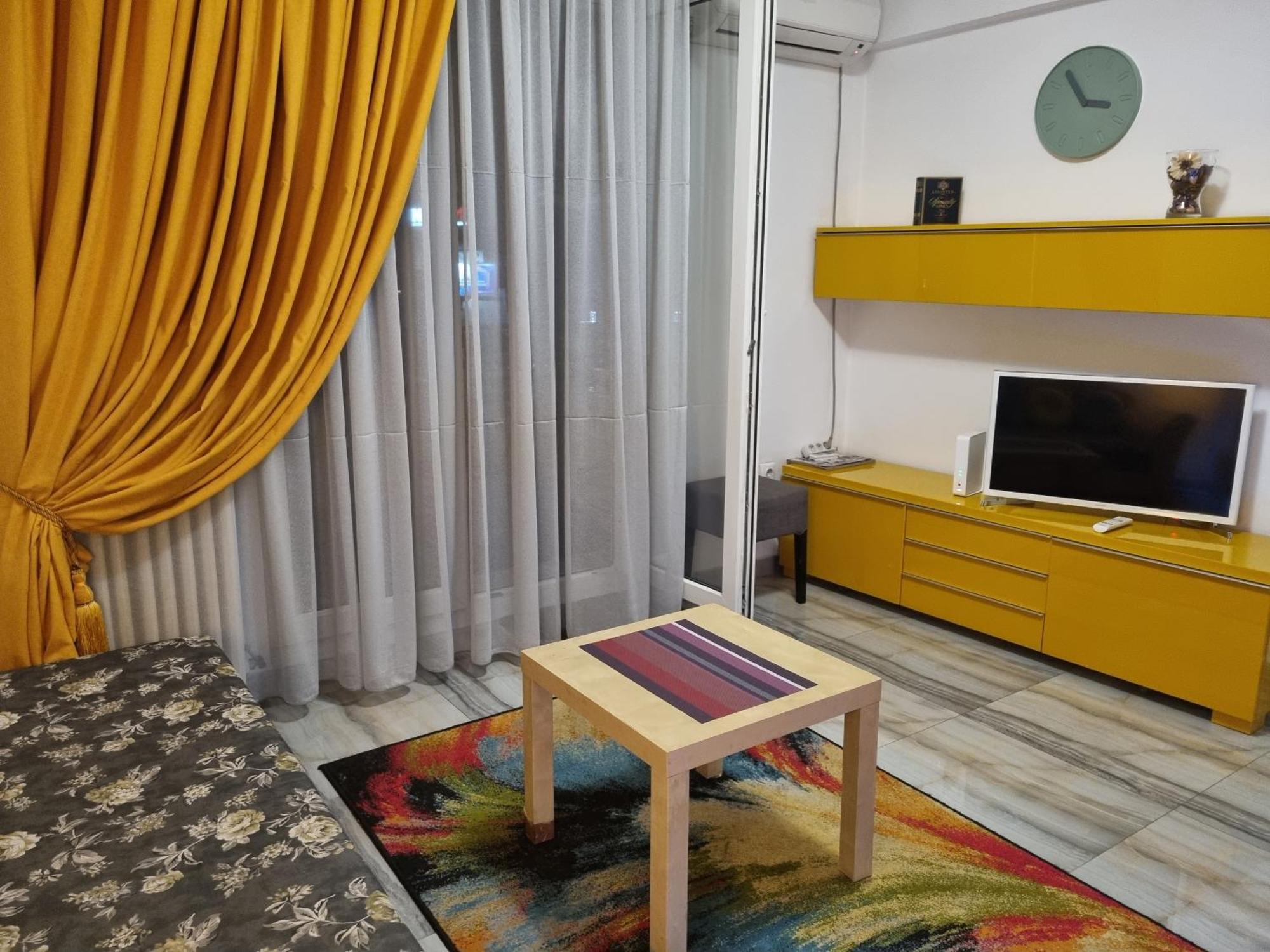 Golden Studio- Panoramic View With Terrace Bükreş Dış mekan fotoğraf